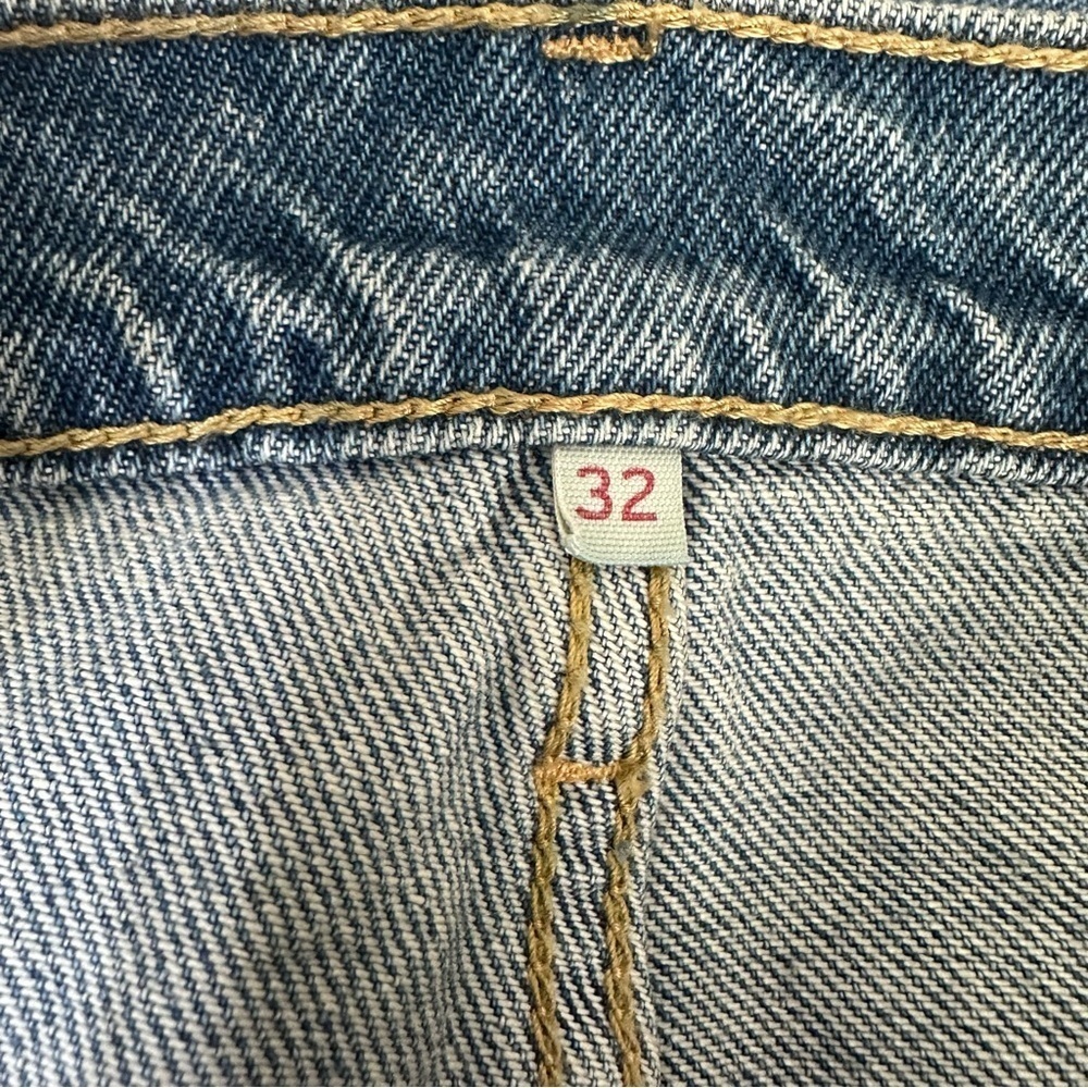 Levi’s High Rise Deconstructed Denim Skirt Size 32 - Picture 4 of 6